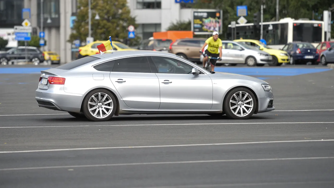 Ghid auto: Se reiau examenele pentru obţinerea permisului în Bucureşti, iar înmatricularea maşinilor se simplifică