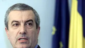 Joi, 21 iulie 2005 / 13:00:00 - Premierul Tăriceanu renunţă să îşi dea demisia, cerută de Băsescu