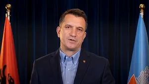Primarul unei capitale europene e în închisoare, dar promite mese gratuite elevilor printr-un avatar generat cu inteligența artificială