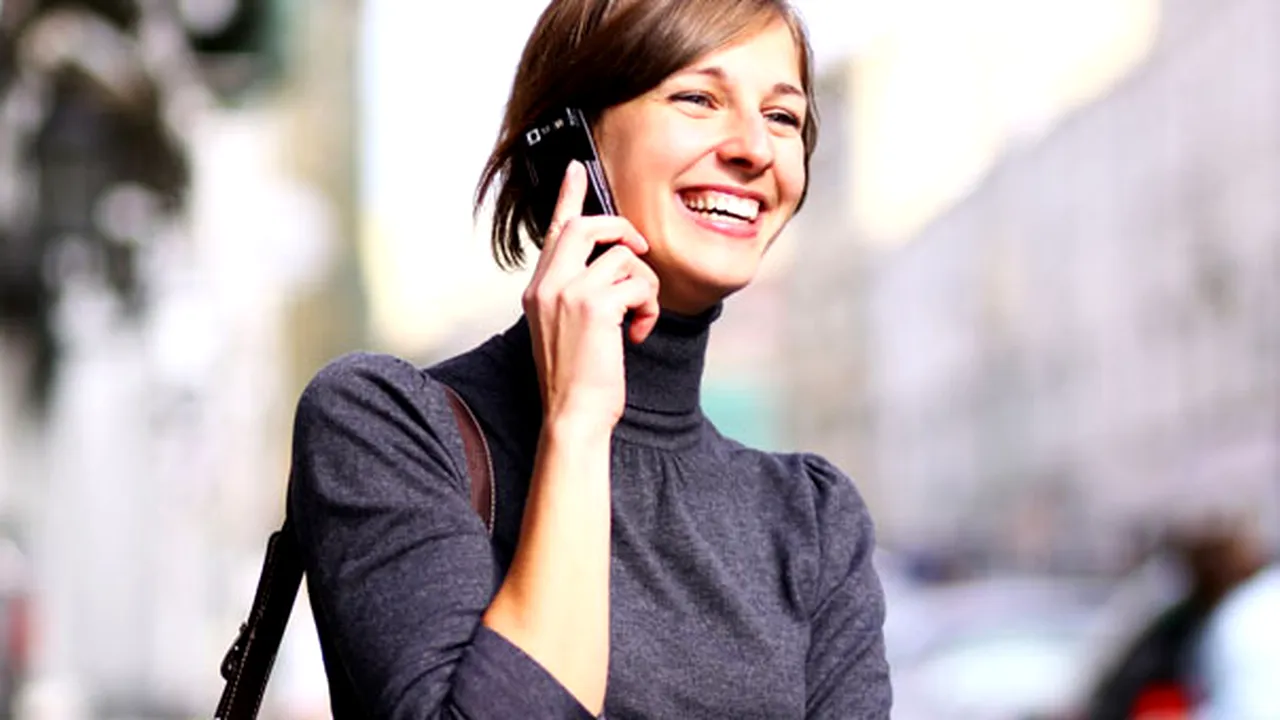 Numărul utilizatorilor de telefonie mobilă a scăzut uşor la 6 luni, dar traficul de voce a crescut