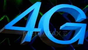 Băsescu: E un decalaj puternic între sectorul privat, capabil să extindă reţelele 4G, şi administraţie