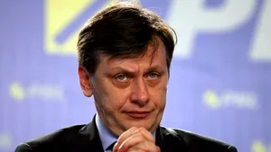 Antonescu: E problema lui Patriciu să-şi scuture de pe haine 