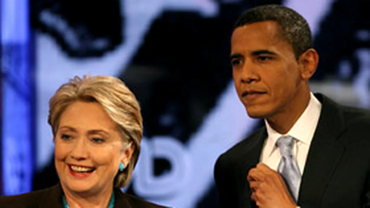Hillary Clinton desfăşoară o nouă ofensivă împotriva lui Barack Obama