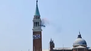 Culmea sfidării: Localnicii venețieni protestează, în timp ce 90 de jet-uri private aduc invitați la nunta lui Bezos cu Sanchez, care va dura trei zile