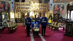 FOTO, VIDEO | Mircea Ionescu Quintus a fost înmormântat cu onoruri militare, în Cimitirul Viişoara, din Ploieşti 