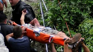 ACCIDENTUL DIN MUNTENEGRU - Primarul din Curtea de Argeş: Am aflat despre accident duminică la ora 20.00. I-am recunoscut pe turiştii din Curtea de Argeş