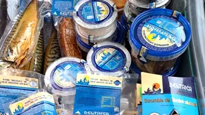 Cotlet de crap afumat retras de pe piață din cauza bacteriei Listeria