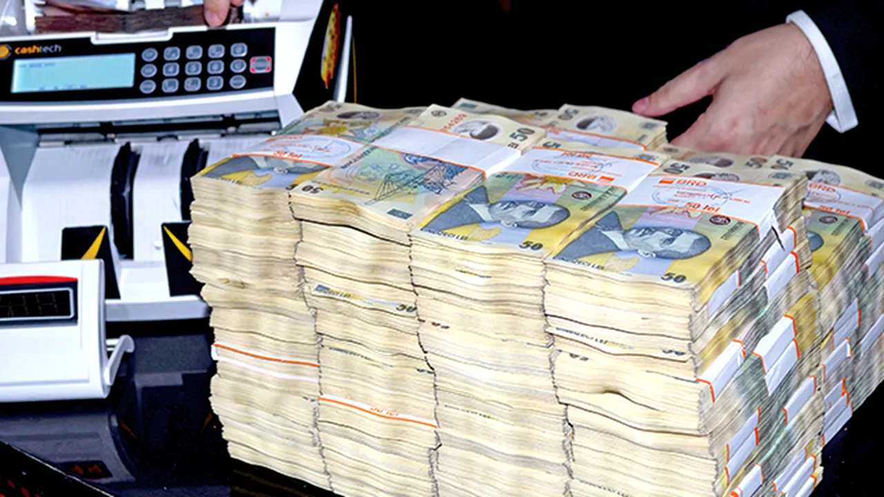 La cine sunt cei mai mulţi bani? Un sfert din depozitele totale ale populaţiei sunt la peste 74.000 de români bogaţi, care au pus deoparte în bănci 16 mld. euro peste plafonul garantat de 100.000 de euro
