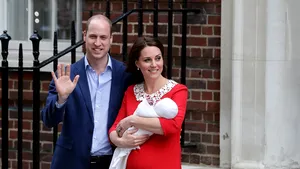 Bebeluşul regal | Numele cotat cu cele mai mari şanse pe site-urile de pariuri. Tributul special adus de Kate Middleton prinţesei Diana. FOTO