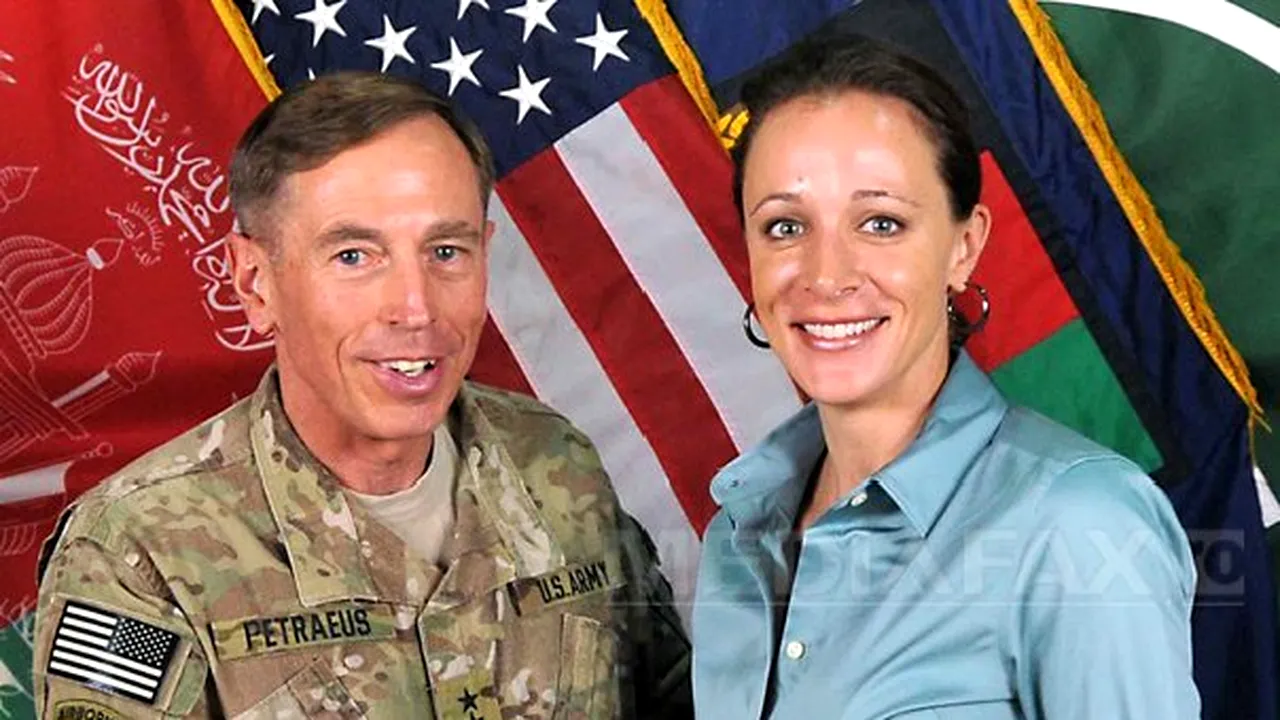 Fosta amantă a lui David Petraeus nu va fi anchetată pentru 