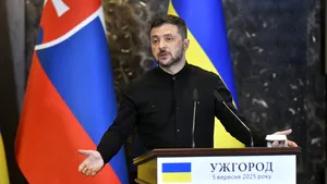 Războiul din Ucraina, ziua 1.302. Von der Leyen și Trump au discutat despre coordonarea sancțiunilor împotriva Rusiei / Zelenski și parlamentarii partidului său au vorbit despre garanții de securitate