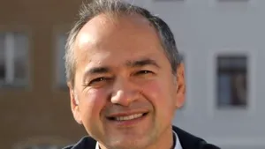 Românul Octavian Ursu a fost ales primar general al oraşului Görlitz din Germania. L-a învins pe candidatul extremei drepte