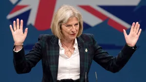 Theresa May doreşte menţinerea unei relaţii ”solide” între Marea Britanie şi Uniunea Europeană