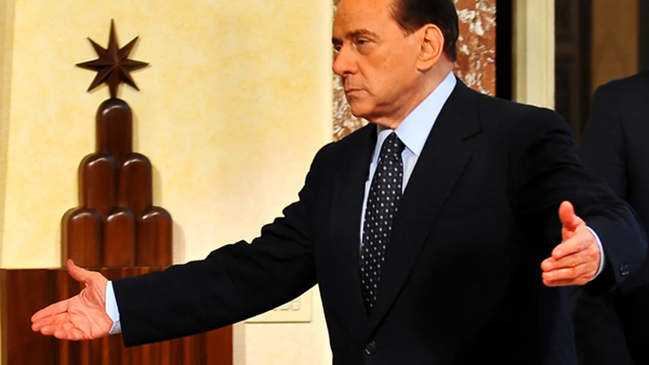 Silvio Berlusconi îşi apără 