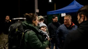 România ridică două tabere pentru refugiaţi, la Sighet şi Siret