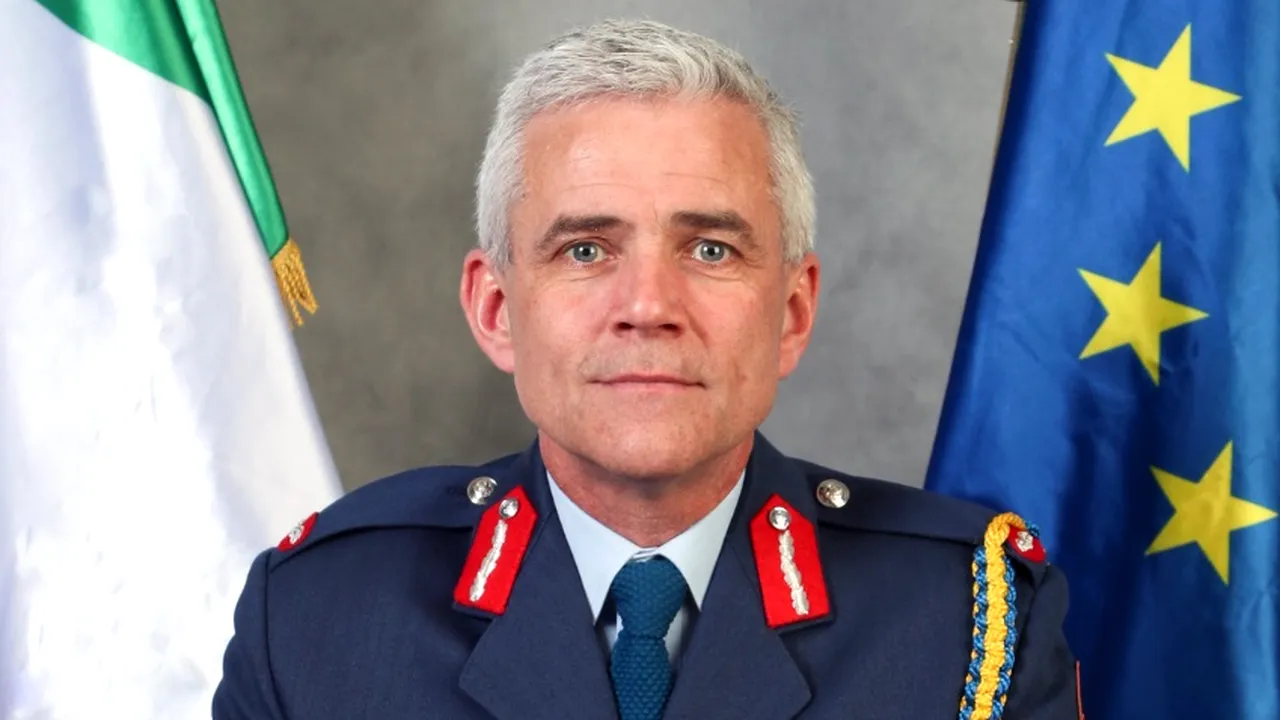 Clauza de apărare reciprocă a UE trebuie definită „sub Articolul 5” al NATO, spune generalul Clancy