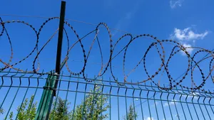 S-a sinucis în puşcărie după ce a citit mesajul de la soţia sa. Fusese condamnat pentru viol
