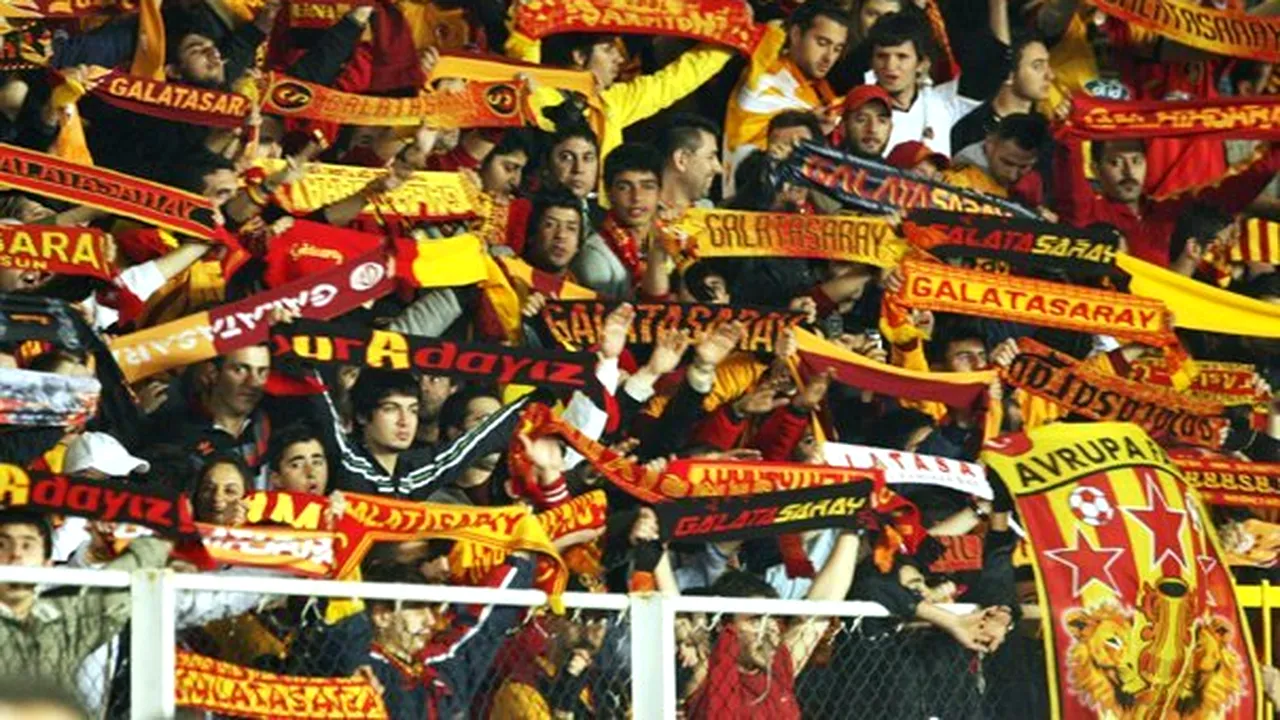Un suporter al echipei Galatasaray a murit după ce a suferit un atac de cord la meciul cu Fenerbahce