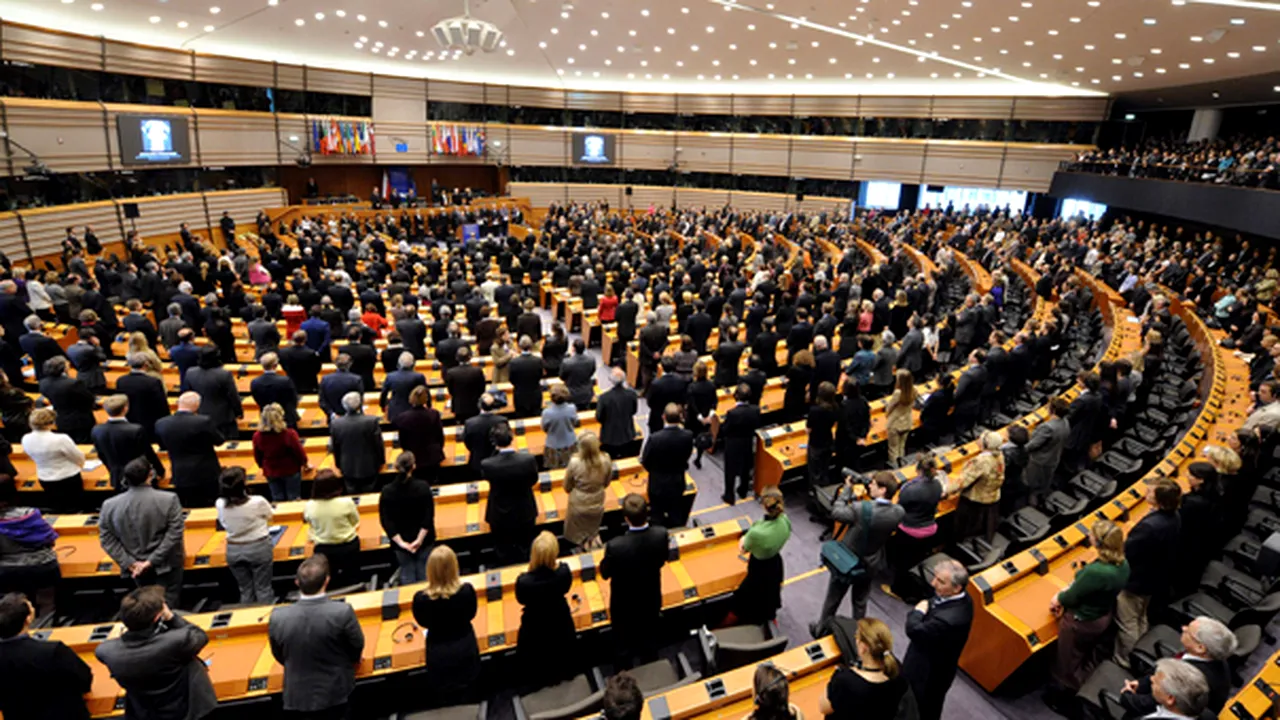 Parlamentul European adoptă Rezoluţia privind interzicerea folosirii cianurilor în minerit