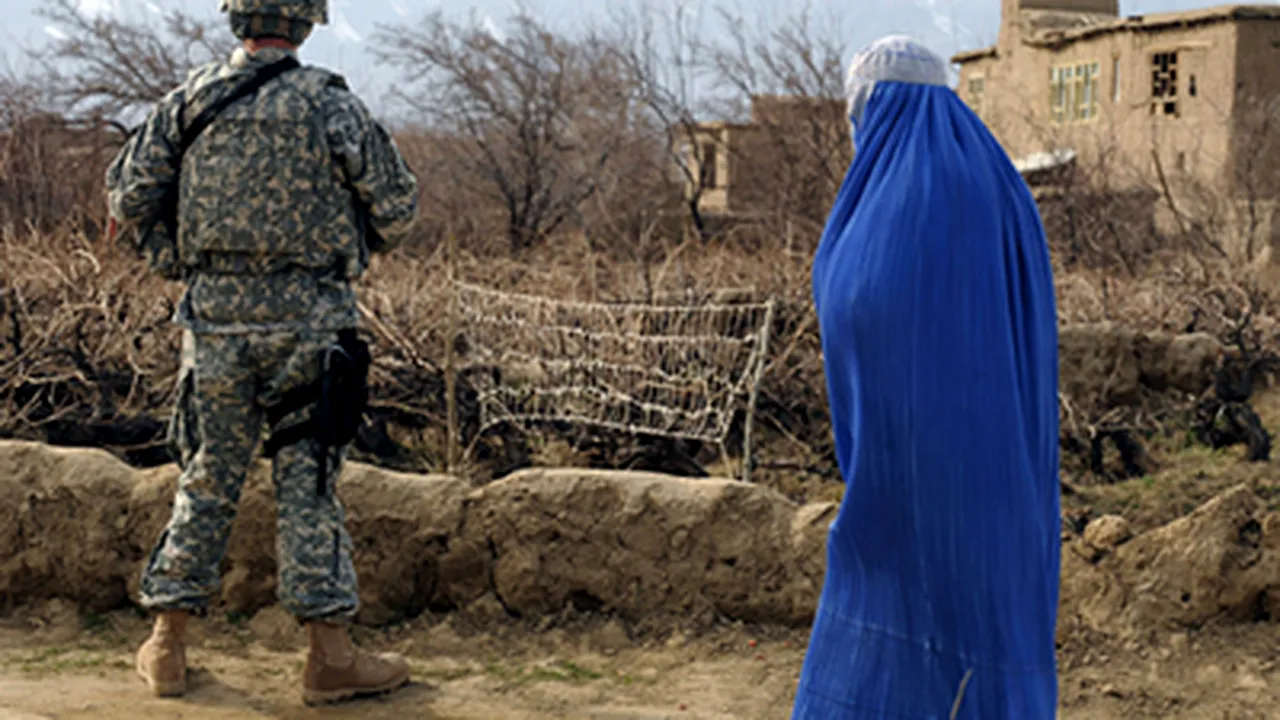 SUA exclud suspendarea atacurilor aeriene în Afganistan - VIDEO