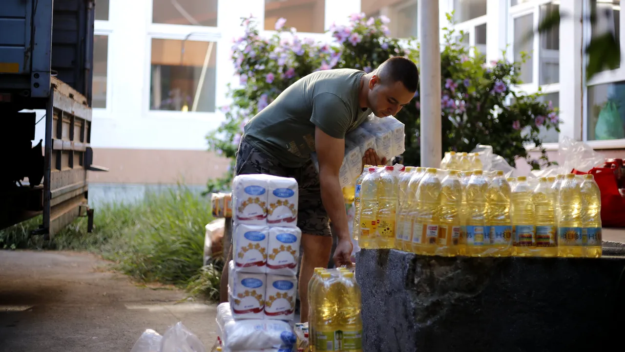 ISTORIA FĂRĂ PERDEA Marius Oprea / Cum începe criza alimentară: cu zahăr şi ulei 