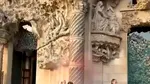 Vopsea aruncată asupra Sagrada Familia în semn de protest față de inacțiunea guvernului spaniol în fața incendiilor devastatoare