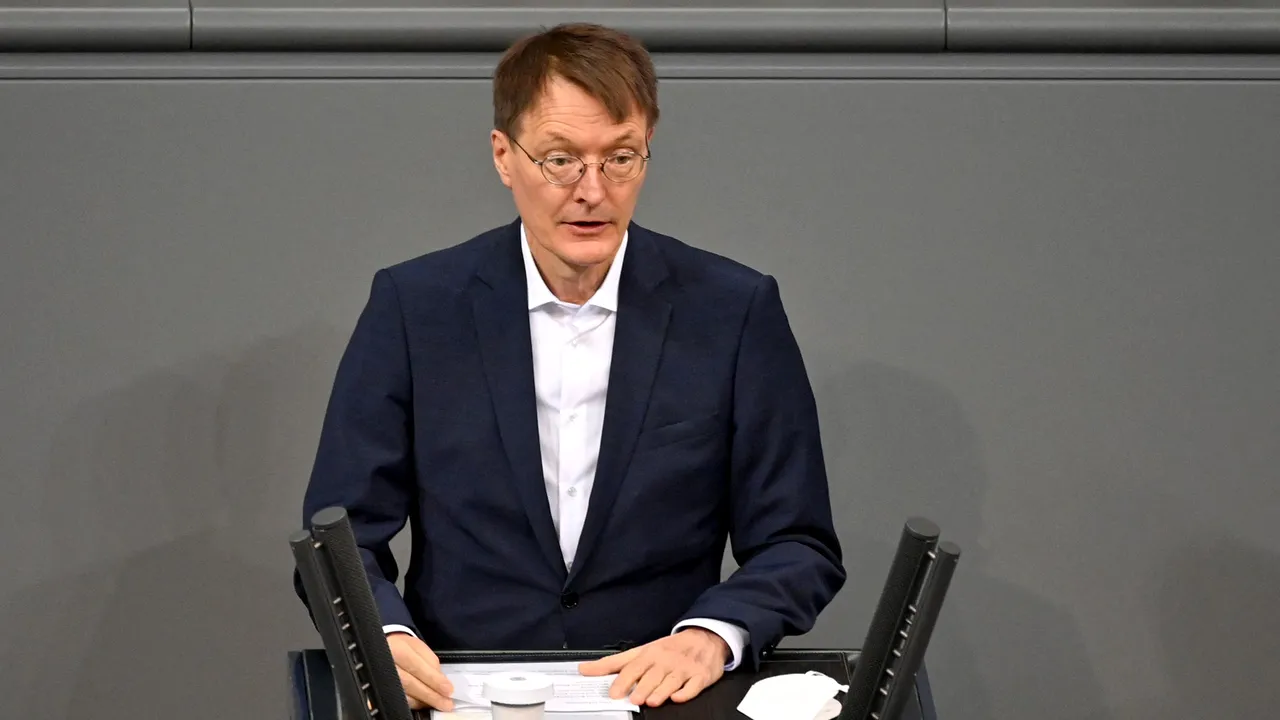 Germania va începe săptămâna viitoare vaccinarea pentru COVID adaptat la Omicron 