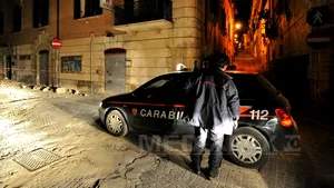 O dansatoare româncă în cluburi din Italia, acuzată de furtul unui vehicul Ferrari