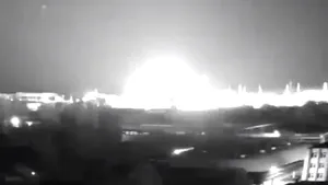 Războiul din Ucraina, ziua 208. Rusia pierde şi avioane de luptă, nu doar soldaţi / Autorităţile spun că ruşii au lovit centrala nucleară de la Pivdennoukrainsk / Un tanc rusesc T-90 a fost capturat de ucraineni / Războiul Rusiei a ucis cel puţin 390 de copii / Biden: Rusia nu este atât de competentă şi de capabilă