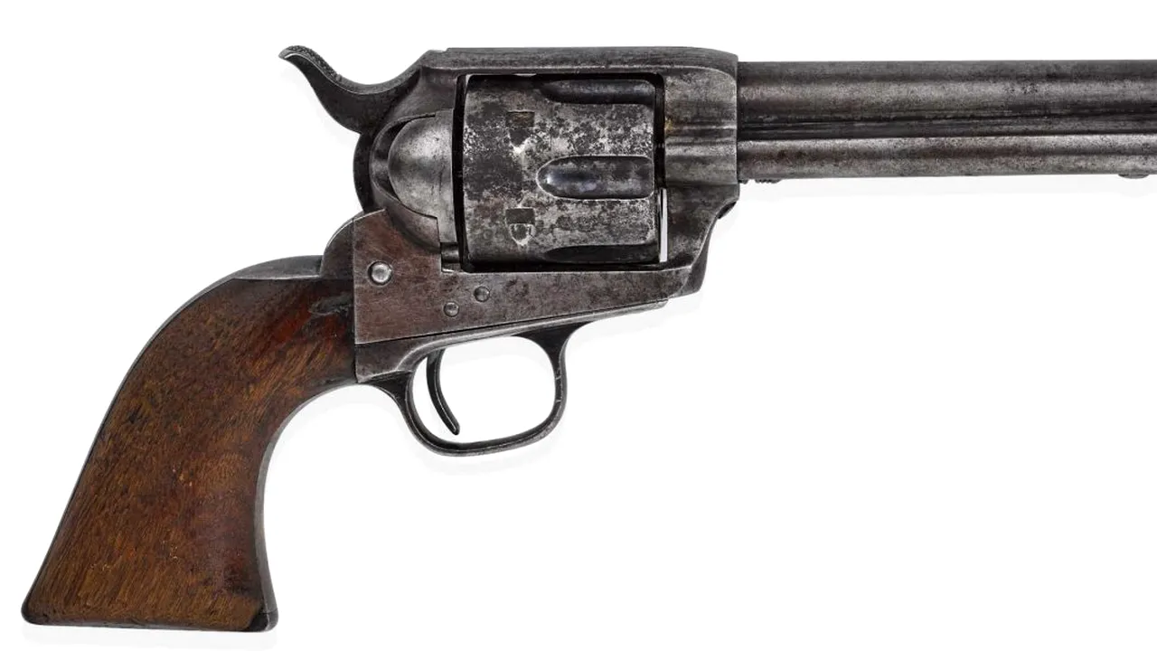 Arma cu care a fost ucis Billy the Kid, vândută la licitaţie cu o sumă de două ori mai mare decât estimarea de dinainte de vânzare