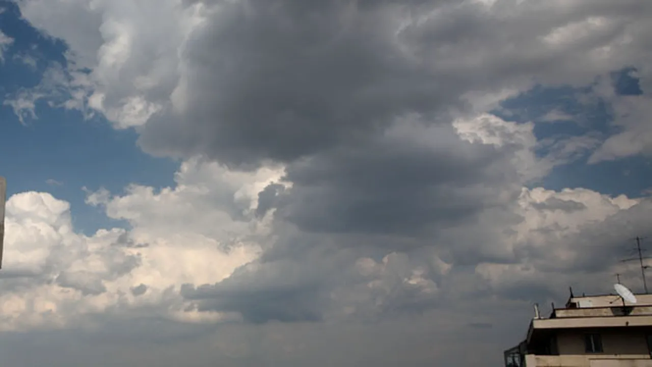 PROGNOZA METEO: Vremea va fi instabilă. Ce temperaturi se vor înregistra joi şi vineri în ţară şi la Bucureşti