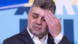 Parlamentarii votează moţiunea de cenzură / Ciolacu atacă dur semnatarii moţiunii: Fără telefoane sunteţi goi