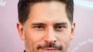 Joe Manganiello este cel mai sexy celibatar pe anul 2014