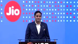 Compania unui miliardar indian a ajuns la o valoare de 131,5 miliarde de dolari după debutul la bursă. Google și Meta, printre investitori