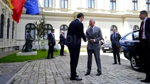 Ponta s-a întâlnit cu Prinţul Charles la Muzeul Colecţiilor de Artă: 