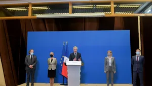 Cum arată planurile de relansare economică ale Franţei şi Germaniei. Sectoarele ce primesc cei mai mulţi bani