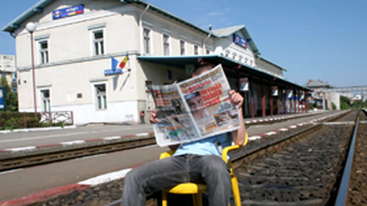 Peste 50.000 de feroviari încetează, miercuri, activitatea