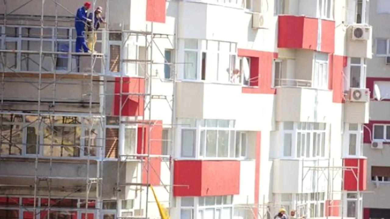 Declinul pieței imobiliare: De ce a scăzut drastic numărul tranzacțiilor cu apartamente