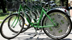 Bucureştenii pot închiria gratuit biciclete, în parcurile Herăstrău şi Kiseleff - FOTO
