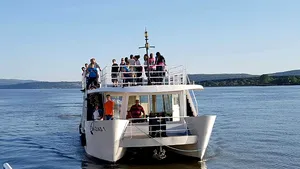 GALERIE FOTO Croaziere regulate cu vaporul în cel mai spectaculos defileu al Dunării, din acest weekend. Care sunt tarifele 