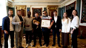 „Un cadou special”: Zelenski a primit un cățeluș de la fostul campion american la box Terence Crawford