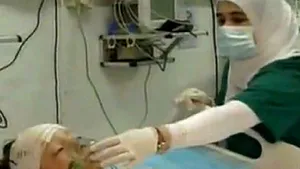 Copilul care a supravieţuit accidentului aviatic din Libia nu ştie că familia sa a murit