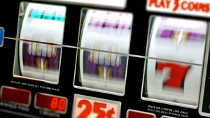 Controale ale poliţiştilor la peste 5.000 de săli de jocuri de noroc: 69% nu au asigurată pază umană