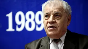 ISTORIA FĂRĂ PERDEA Marius Oprea / Încă o enigmă a Revoluţiei: Dumitru Mazilu, omul care s-a împotrivit ”comunismului cu faţă umană” şi ”ajutorului sovietic”  