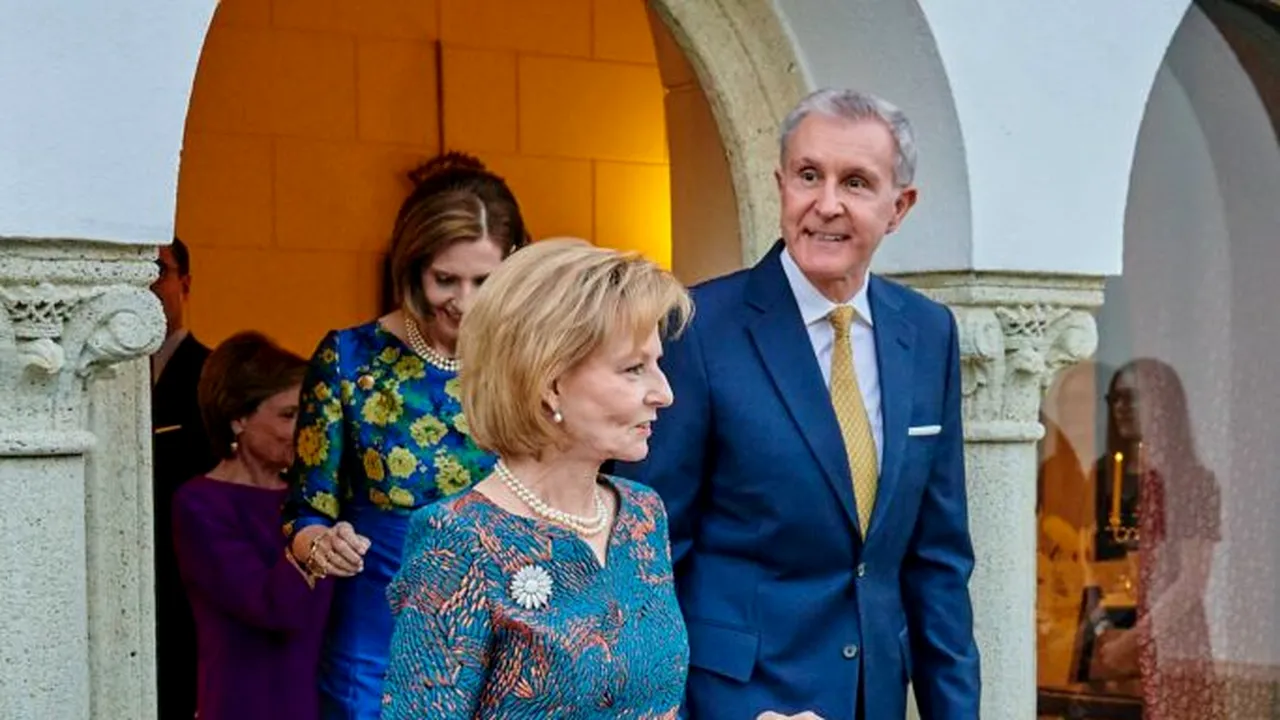 Cină regală la Palatul Elisabeta înaintea aniversării a 30 de ani de căsătorie