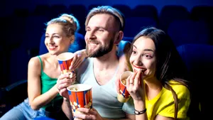 Weekendul la cinema | Un escroc de carieră, un tânăr luptător islamist şi un căţel arctic - VIDEO