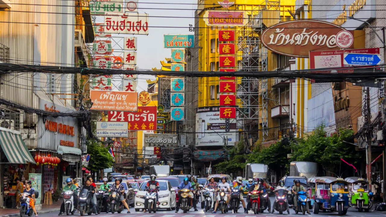 Cutremur puternic în centrul Myanmarului, panică în Bangkok