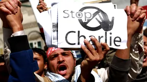 Manifestaţie de protest faţă de caricatura Charlie Hebdo în faţa Ambasadei Franţei în Yemen