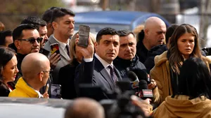 George Simion cheamă oamenii la protest în sprijinul lui Călin Georgescu
