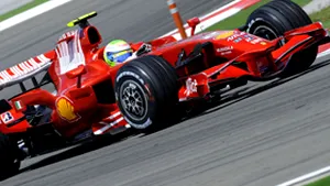 Felipe Massa a câştigat Marele Premiu al Turciei pentru a treia oară consecutiv